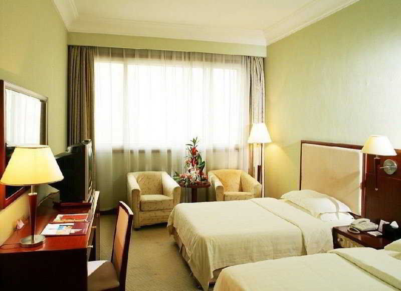Express Zhenping By Ihg Hotel Shanghai